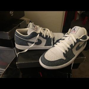 Air Jordan 1 low blue denim. Size 11.5